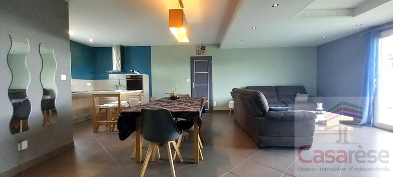 Maison - 110 m² - 5 pièces