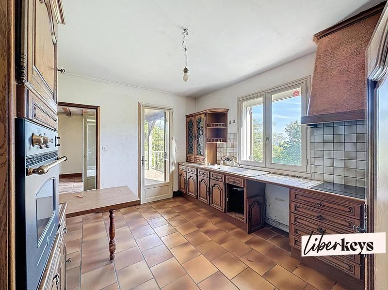 Maison - 160 m² - 7 pièces