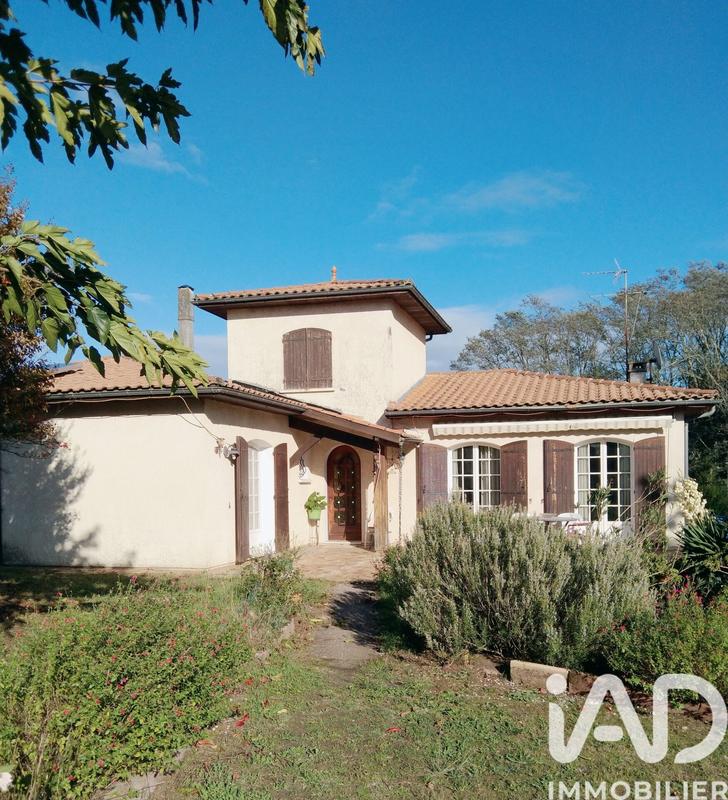 Maison - 140 m² - 5 pièces