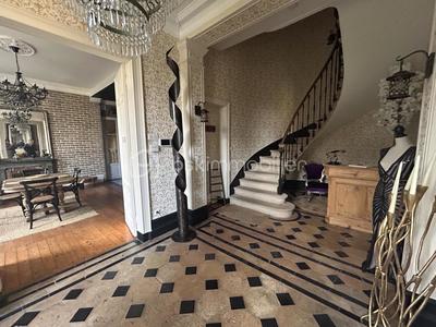 Hôtel particulier - 308 m² - 9 pièces