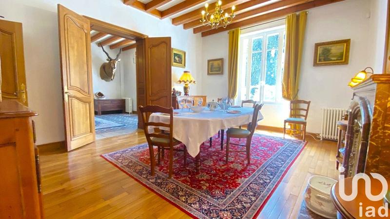 Maison - 440 m² - 14 pièces