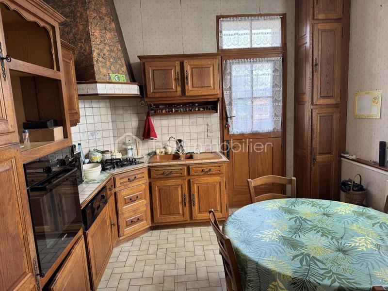 Maison - 140 m² - 5 pièces