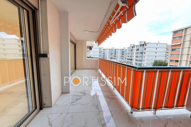 Appartement - 122 m² - 4 pièces