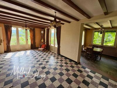 Maison - 116 m² - 6 pièces