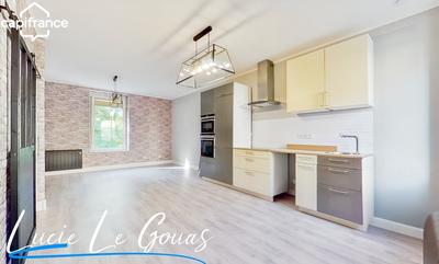 Maison - 81 m² - 3 pièces