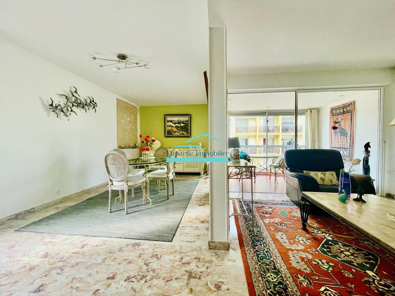 Appartement - 110 m² - 5 pièces