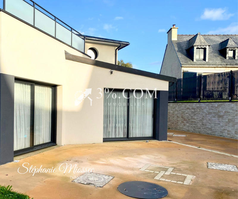 Maison - 180 m² - 7 pièces