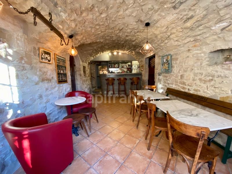 Maison de village - 220 m² - 11 pièces