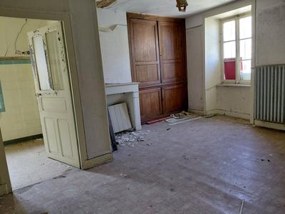 Maison - 220 m² - 10 pièces