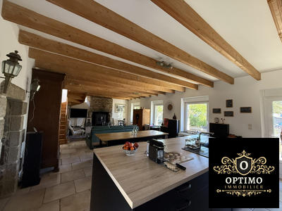 Maison - 167 m² - 7 pièces