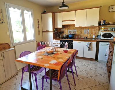 Maison - 122 m² - 4 pièces