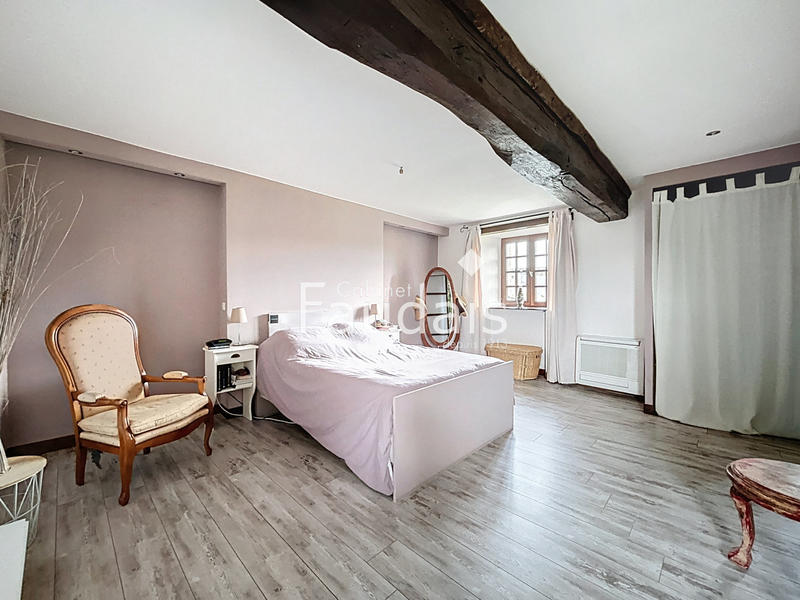 Maison - 164 m² - 6 pièces