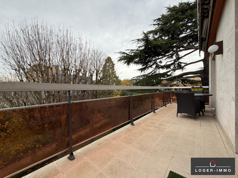 Appartement - 102 m² - 5 pièces