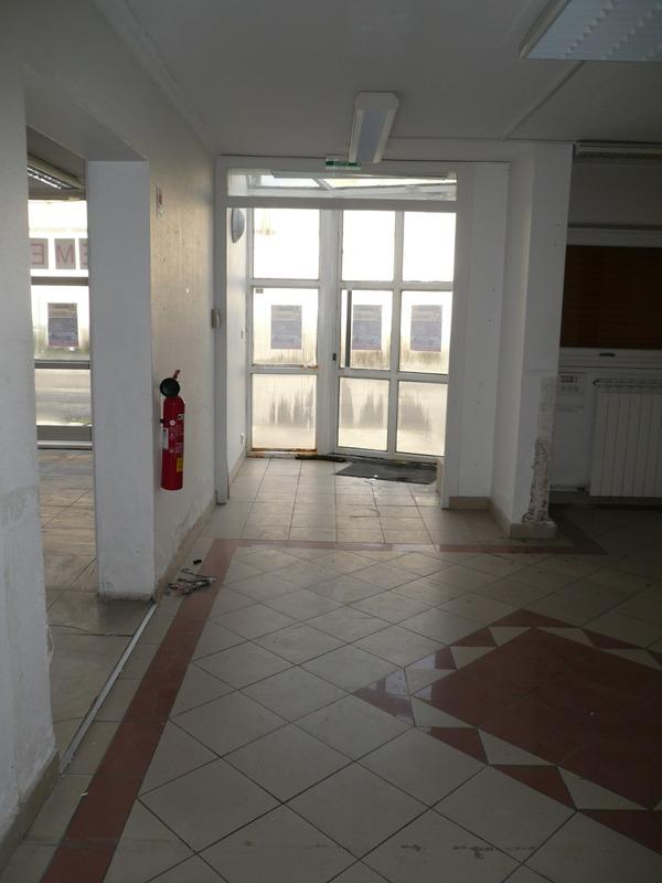 Local commercial - 740 m² - 8 pièces