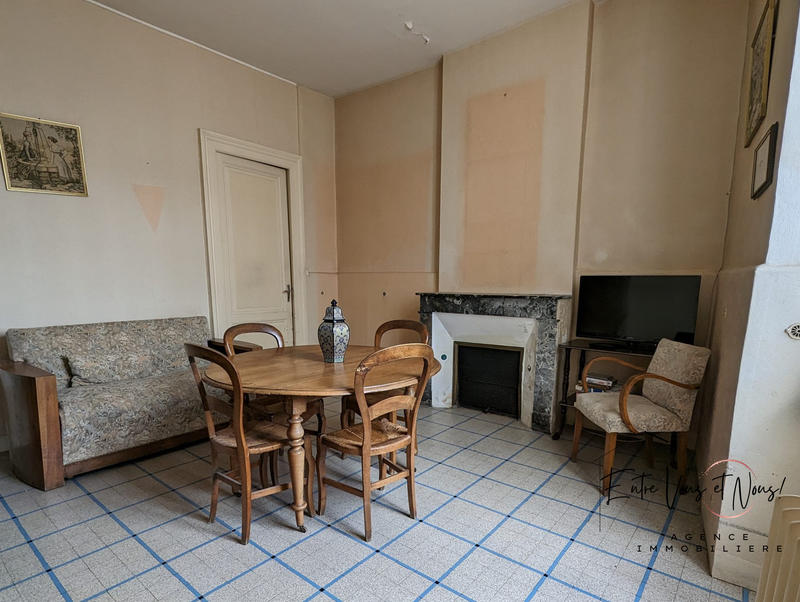 Maison - 200 m² - 8 pièces