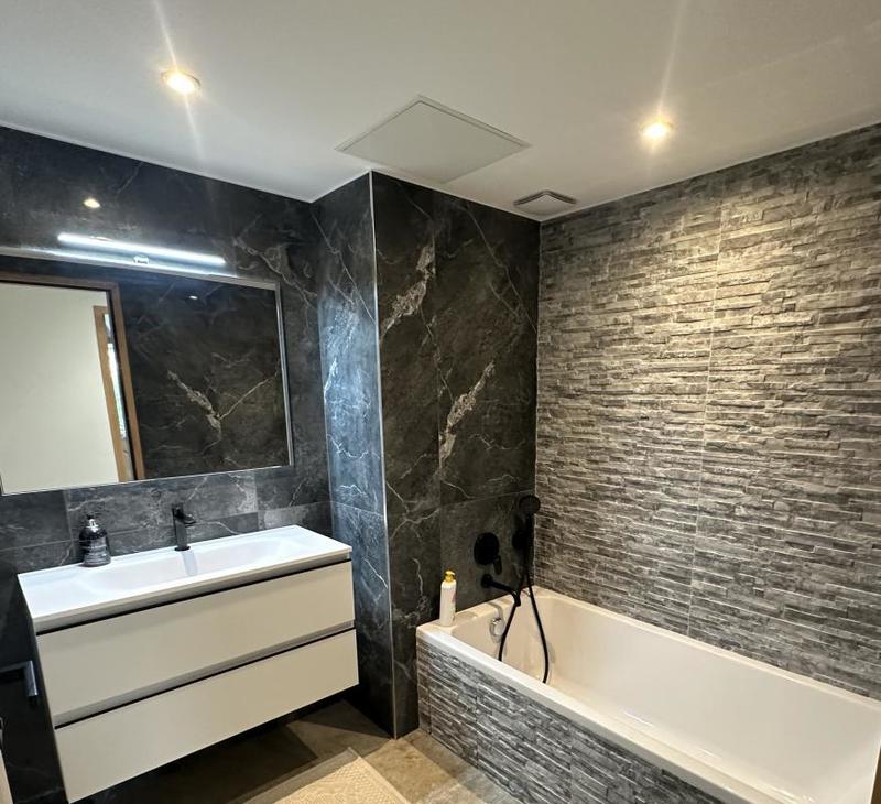 Appartement - 95 m² - 4 pièces