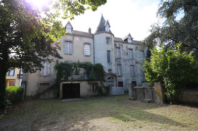 Maison de maîtres - 350 m² - 12 pièces