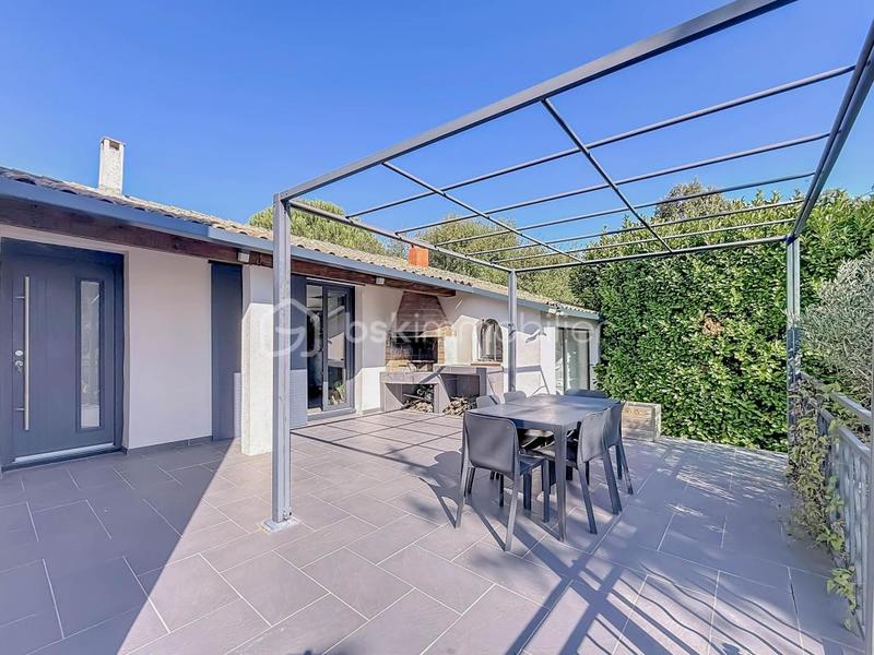 Villa - 136 m² - 6 pièces