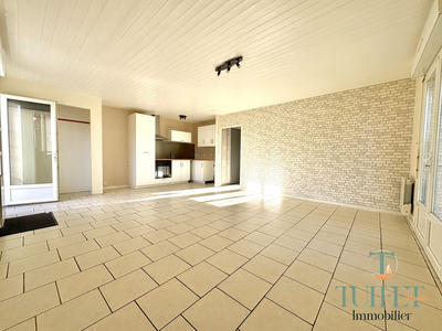 Maison - 75 m² - 4 pièces