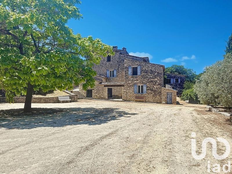 Maison - 350 m² - 11 pièces