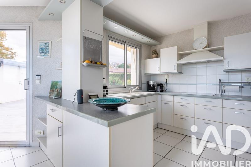 Maison de maîtres - 245 m² - 7 pièces