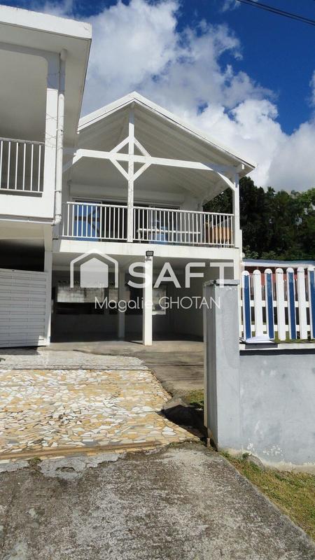 Maison - 174 m² - 9 pièces