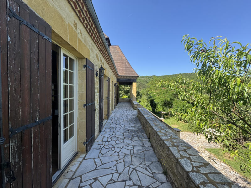 Maison - 175 m² - 8 pièces