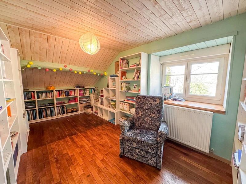 Maison - 271 m² - 7 pièces