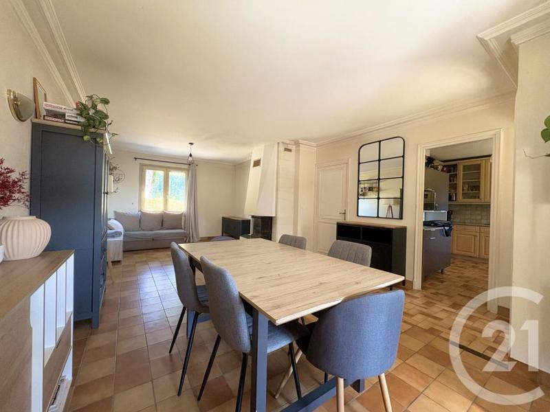 Pavillon - 97 m² - 5 pièces