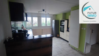 Appartement - 101 m² - 4 pièces