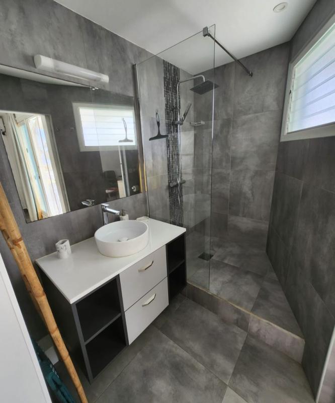 Studio - 25 m² - 1 pièce