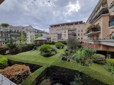 Appartement - 103 m² - 4 pièces