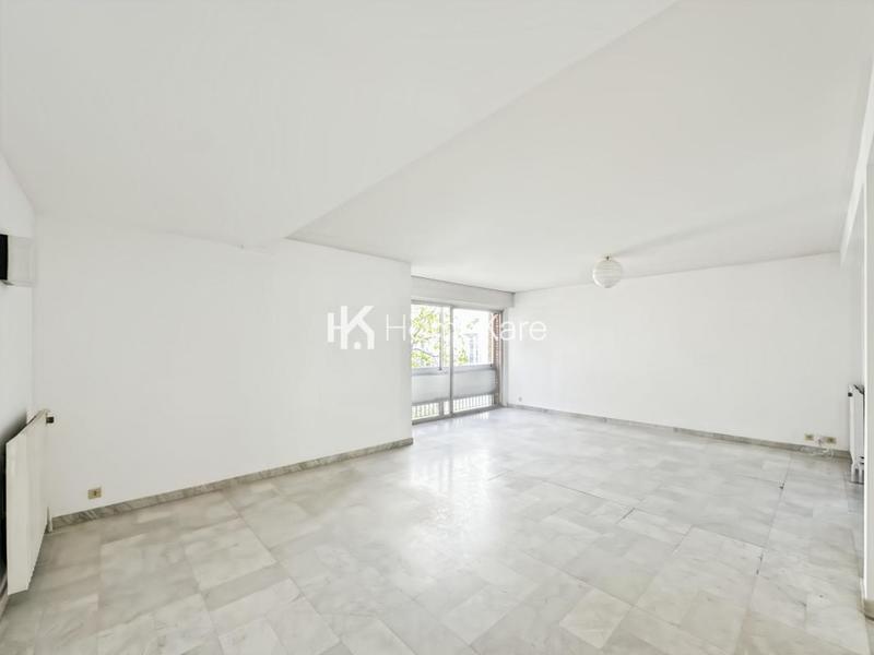 Appartement - 120 m² - 5 pièces