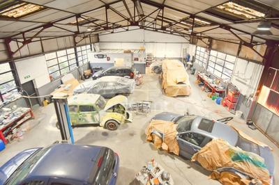 Entrepôt - 460 m² - 4 pièces