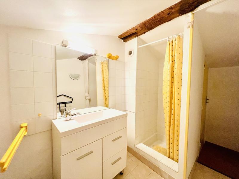 Maison - 250 m² - 10 pièces