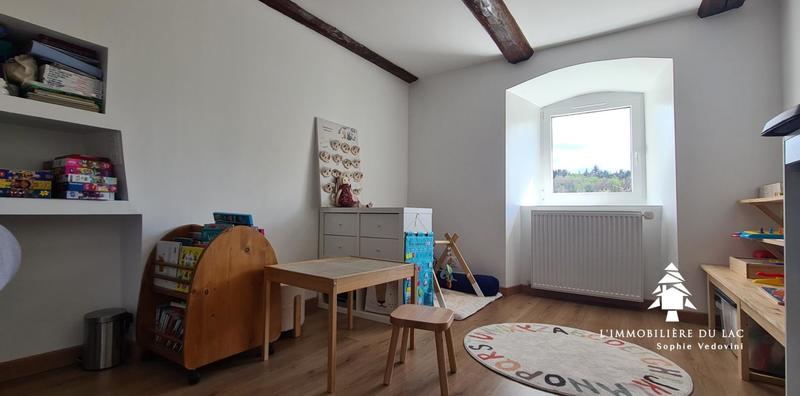 Maison en pierre - 170 m² - 6 pièces