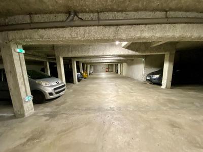 Parking / Garage - 14 m²