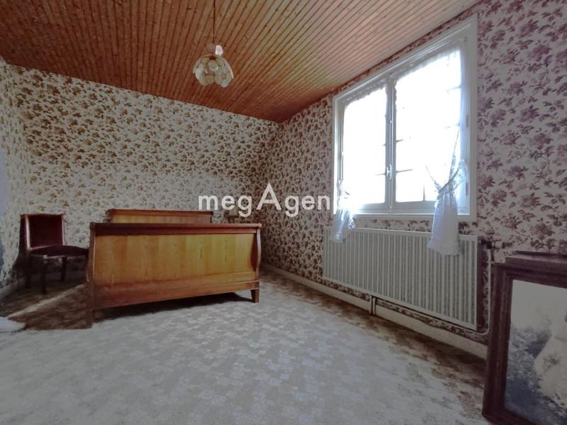 Maison traditionnelle - 230 m² - 8 pièces