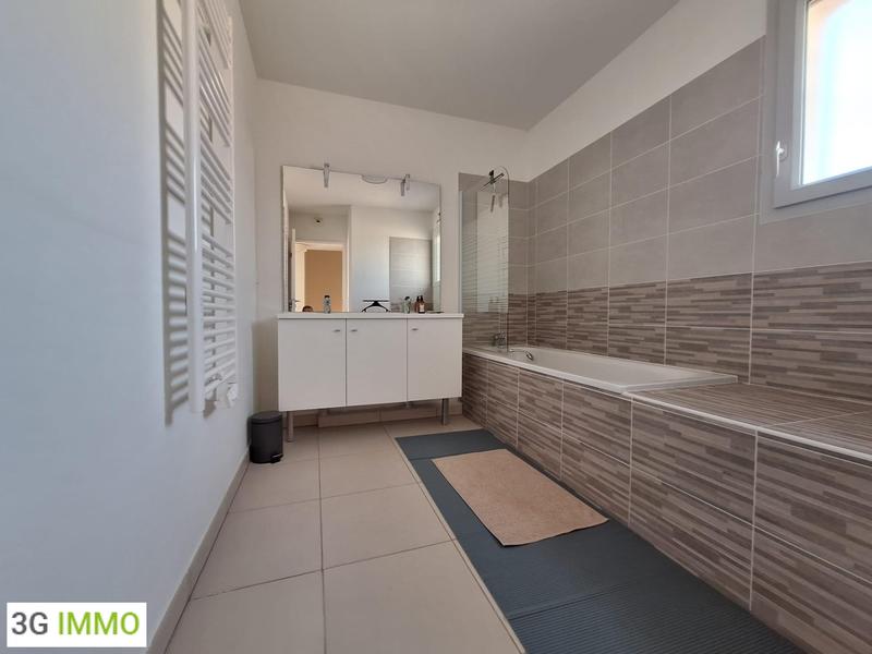 Maison - 86 m² - 4 pièces