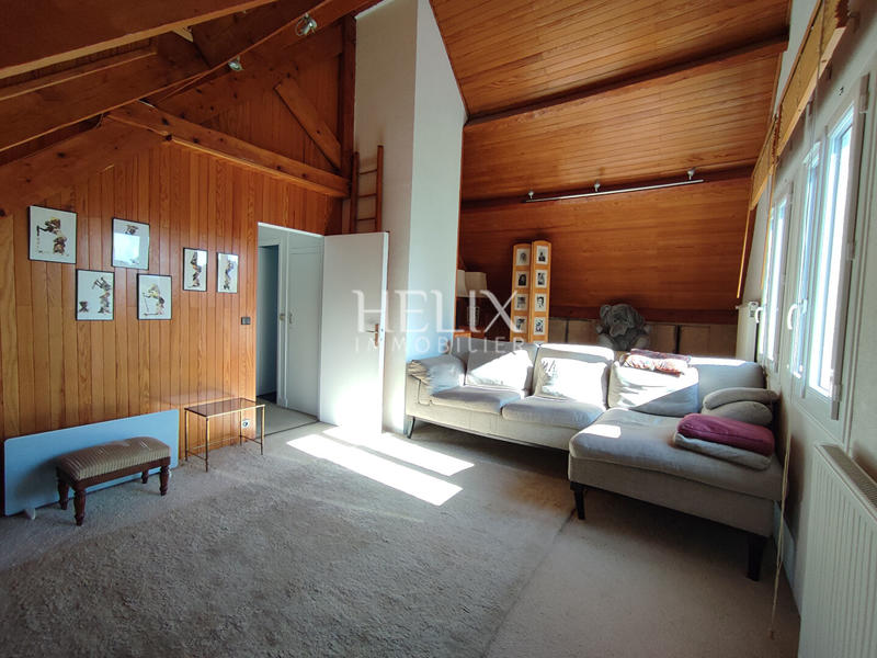 Maison - 153 m² - 7 pièces