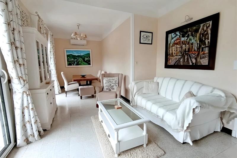 Maison - 170 m² - 7 pièces