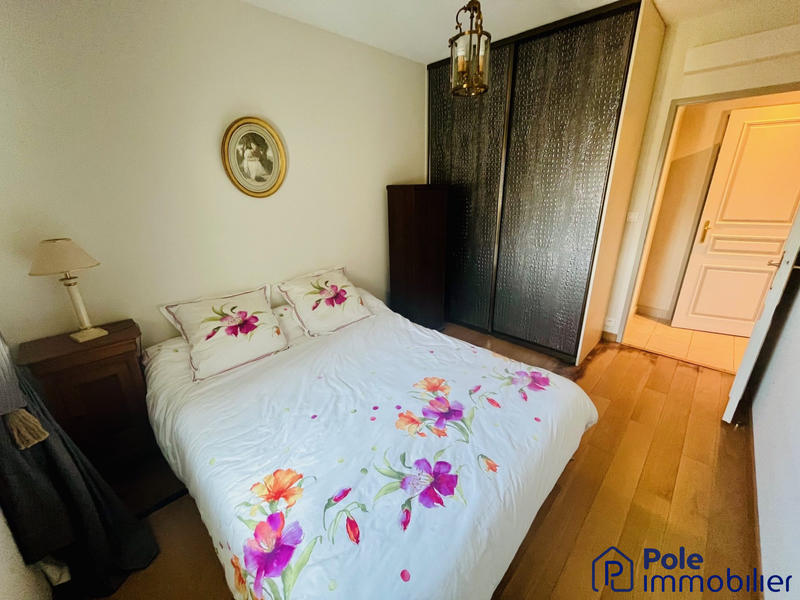 Appartement - 150 m² - 5 pièces