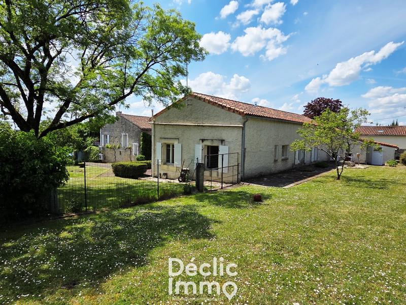 Maison - 265 m² - 12 pièces