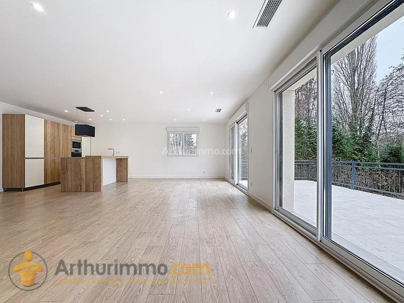 Maison - 135 m² - 5 pièces