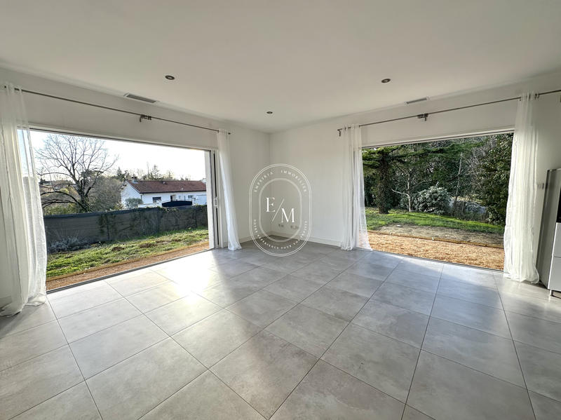 Maison - 123 m² - 4 pièces