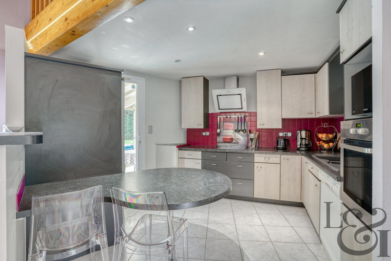 Maison - 145 m² - 4 pièces