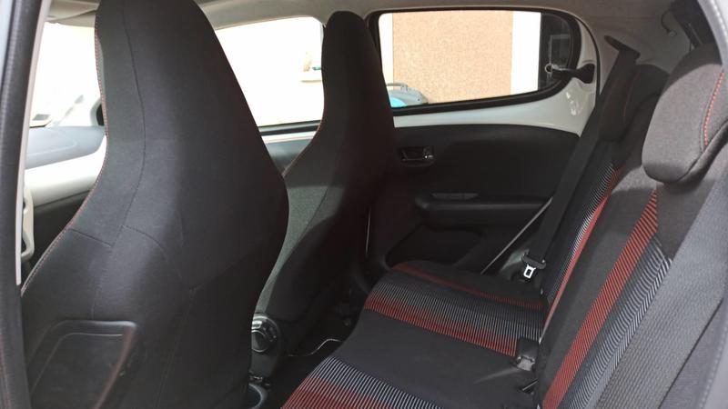 Peugeot 108 1.0 VTi 72 Roland-Garros