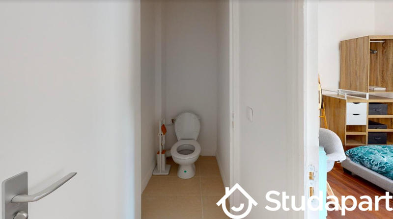 Chambre - 10 m² - 1 pièce