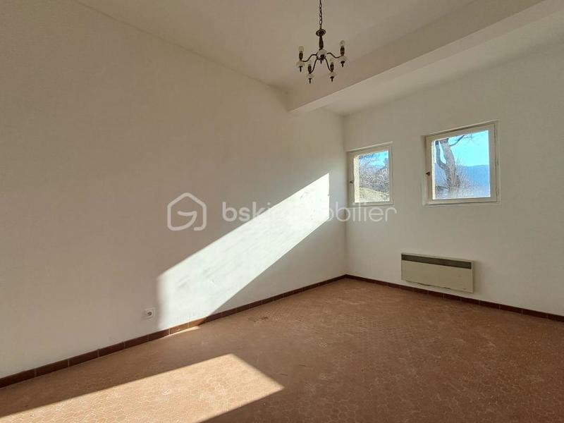 Maison - 146 m² - 7 pièces