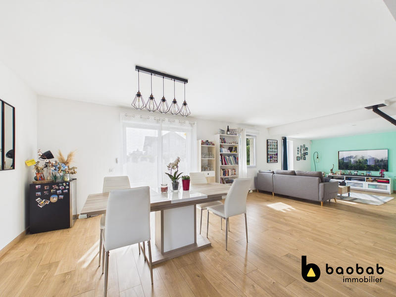 Maison - 125 m² - 6 pièces